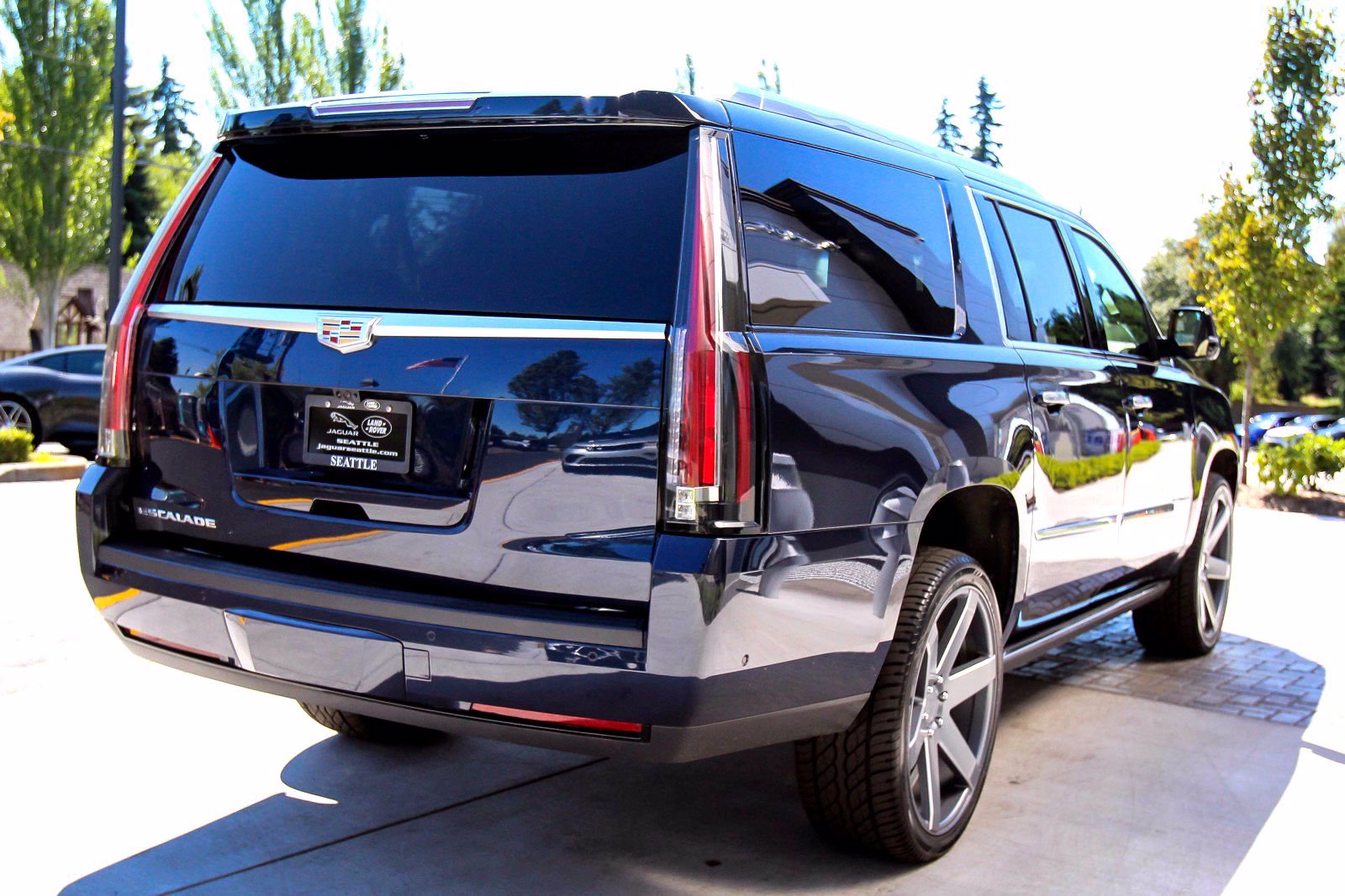 Cadillac escalade esv характеристики