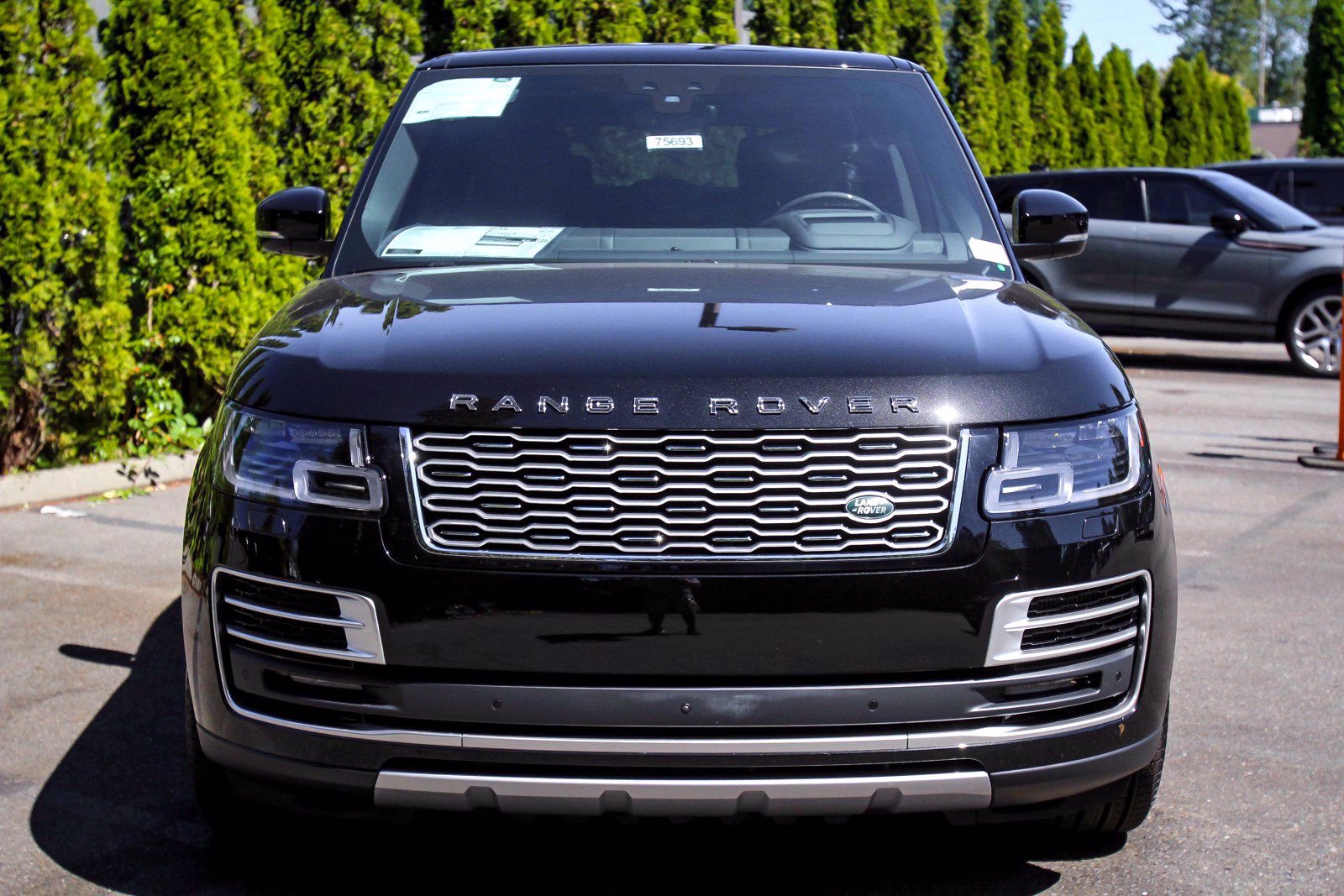 Range rover sv autobiography