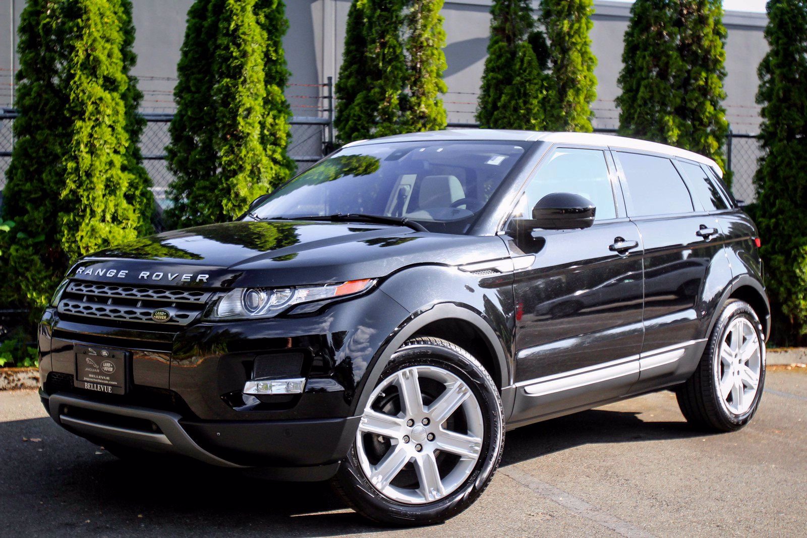 Range rover evoque sport